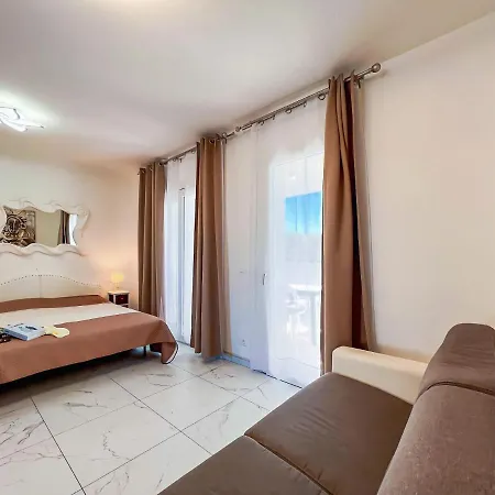 Apartament Zeus